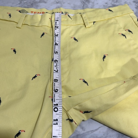 ST. JOHNSBAY MENS CASUAL SHORTS YELLOW TOUCAN PRINT Sz 32 - Picture 6 of 10